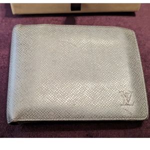 Louis vuitton mens wallet